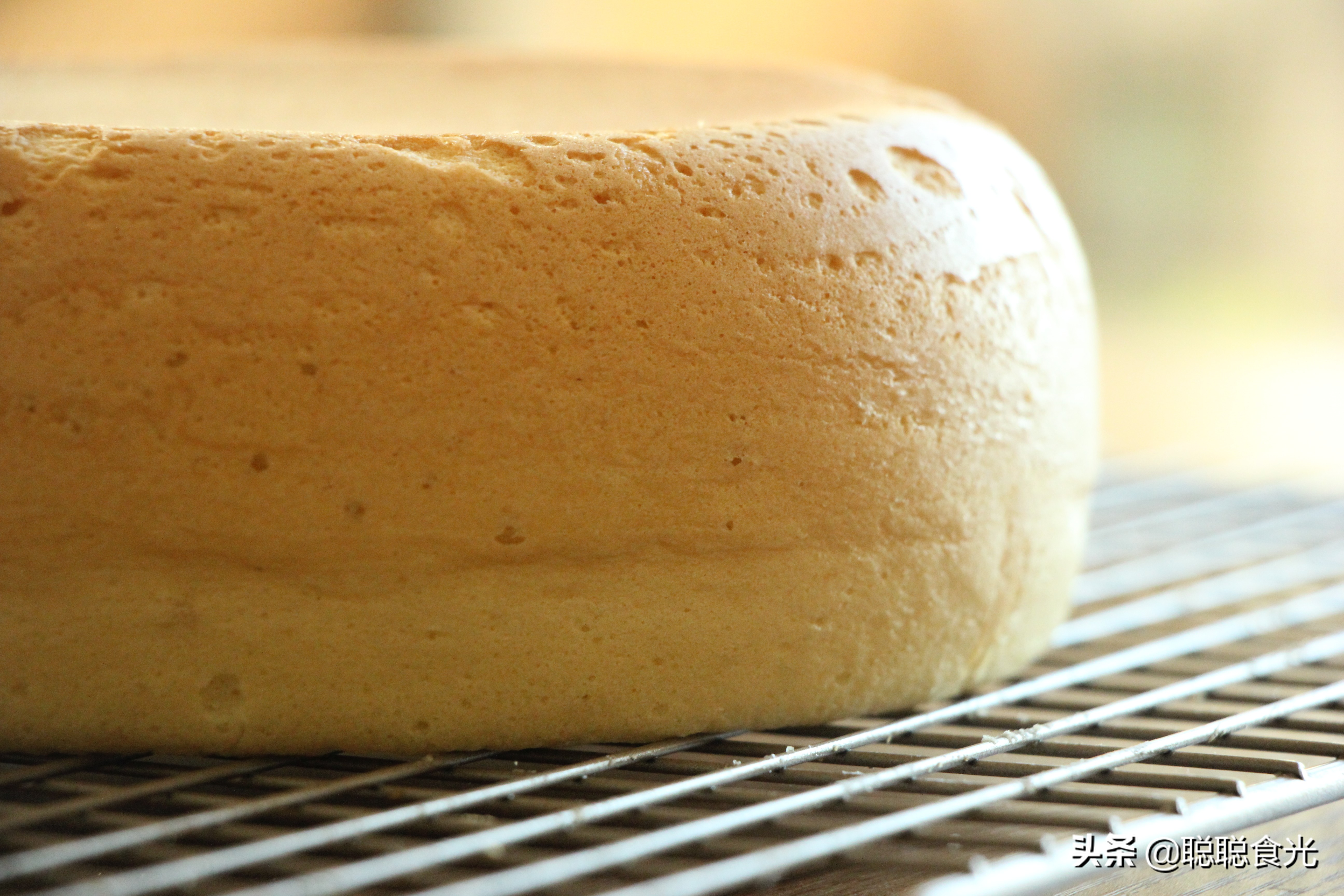 用电饭锅做蛋糕教程不用低筋面粉,鸡蛋面粉怎么用电饭锅做蛋糕