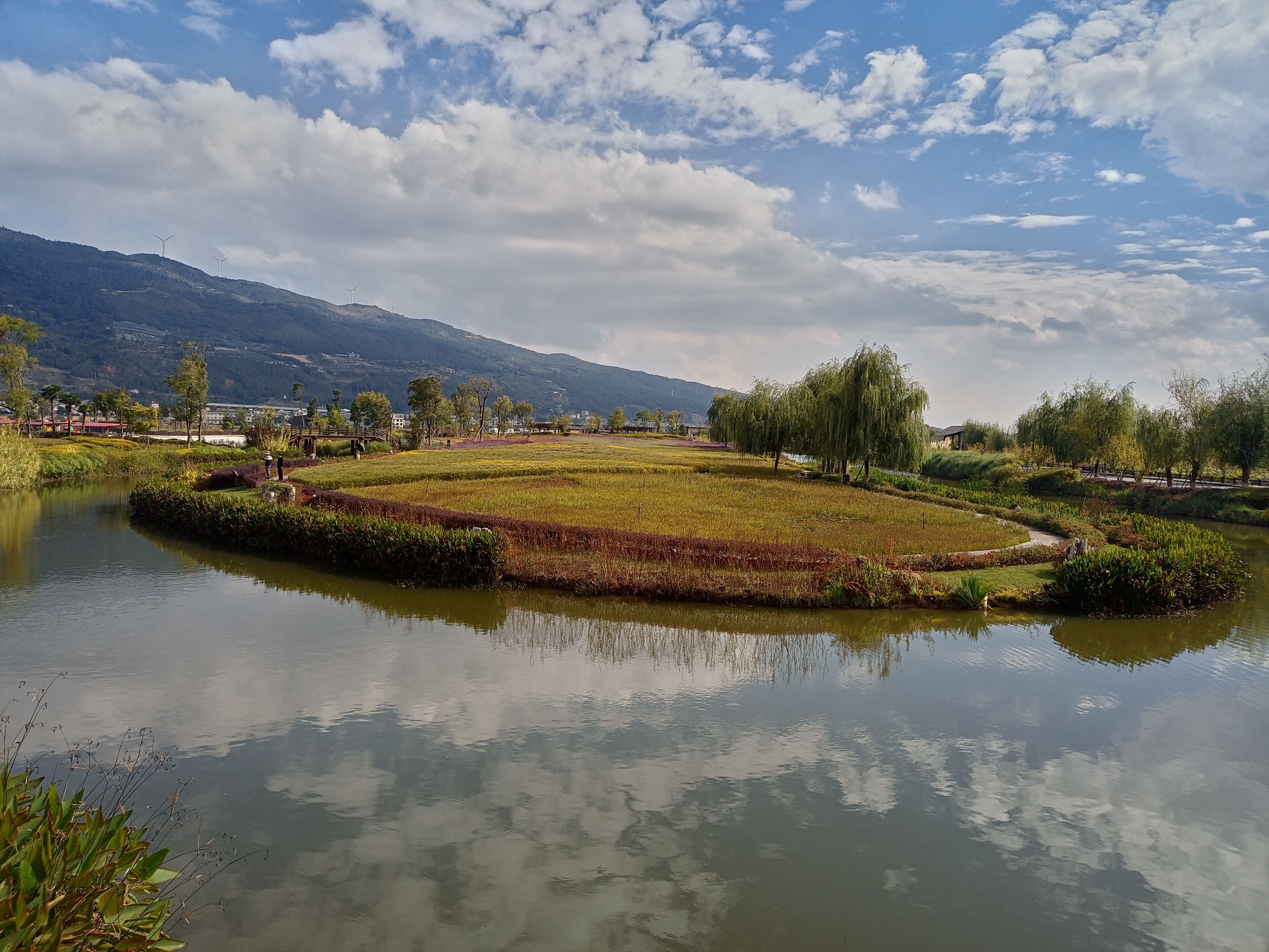 大屏与轻盈兼得荣耀x30i评测,荣耀x30i测评科技美学