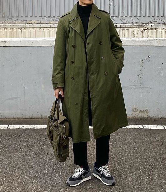 矮个子风衣内搭怎么搭配,矮个子穿风衣怎么搭配裤子好看