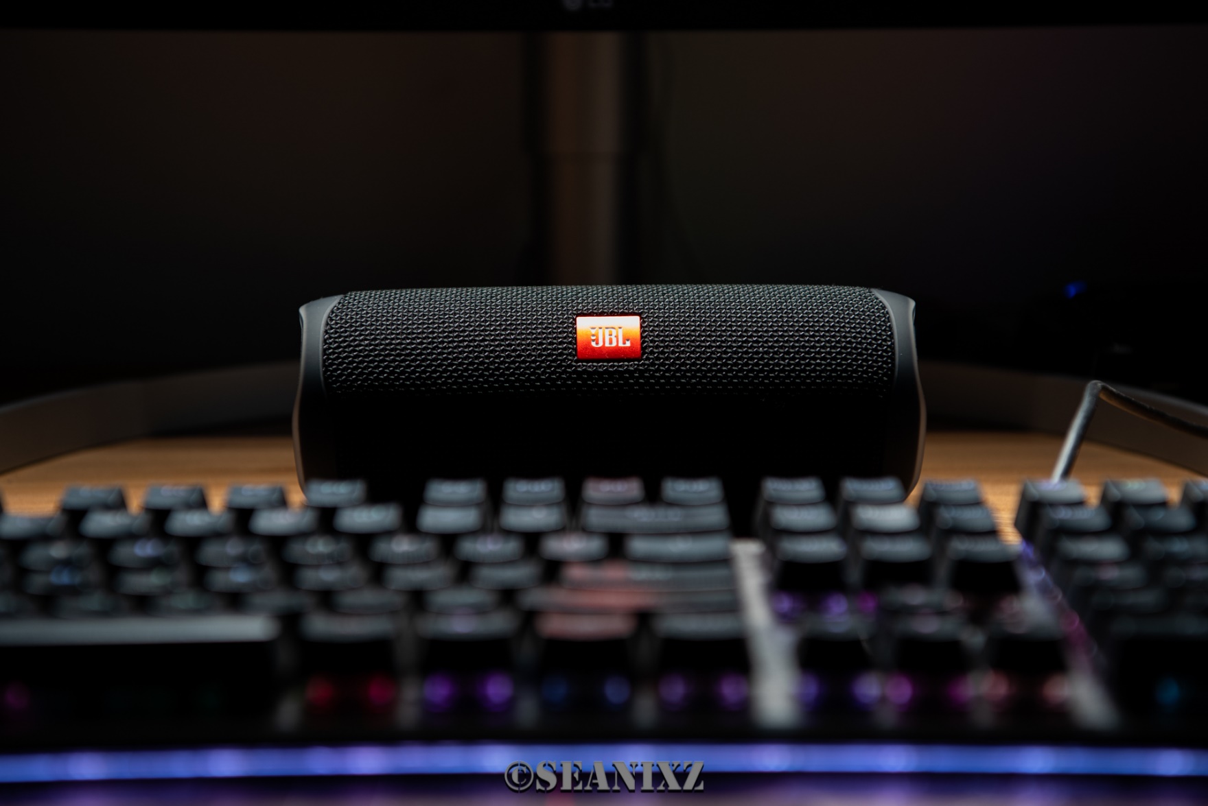 jbl万花筒5代便携蓝牙音箱开箱,jblflip5华强北