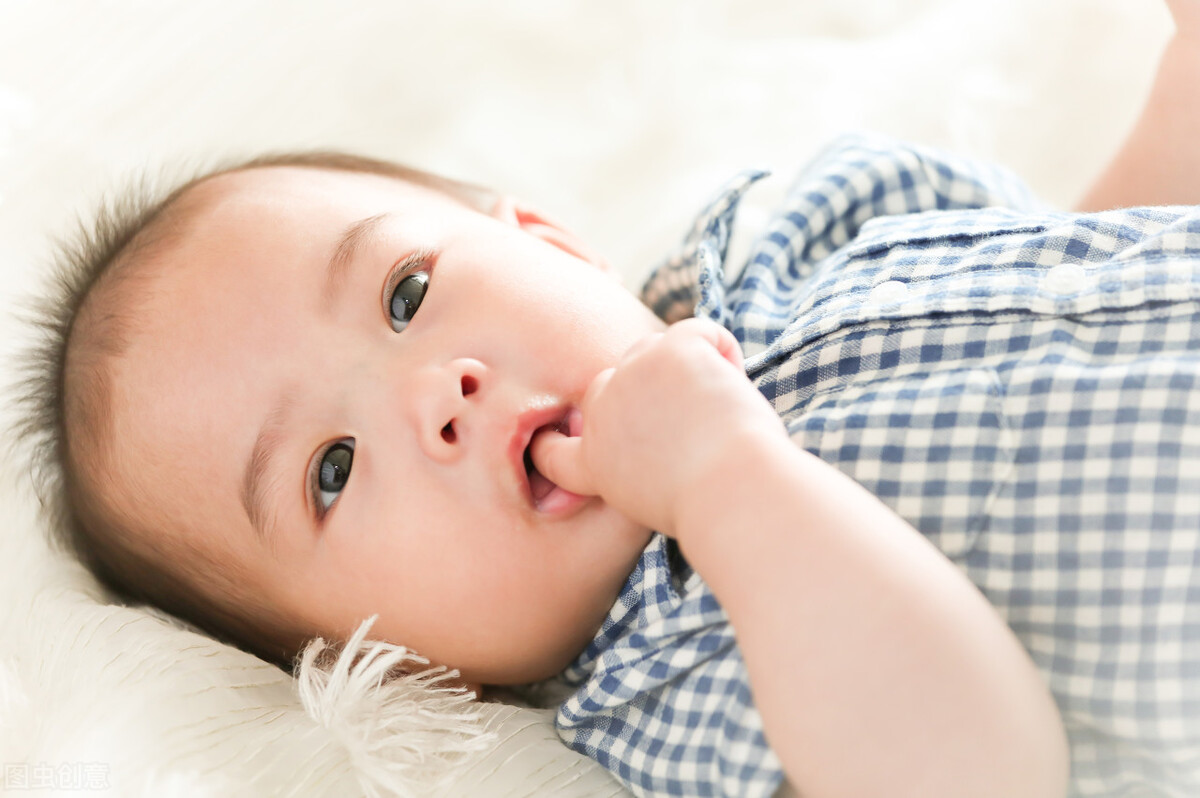 宝宝长得矮补什么,宝宝长得矮的表现