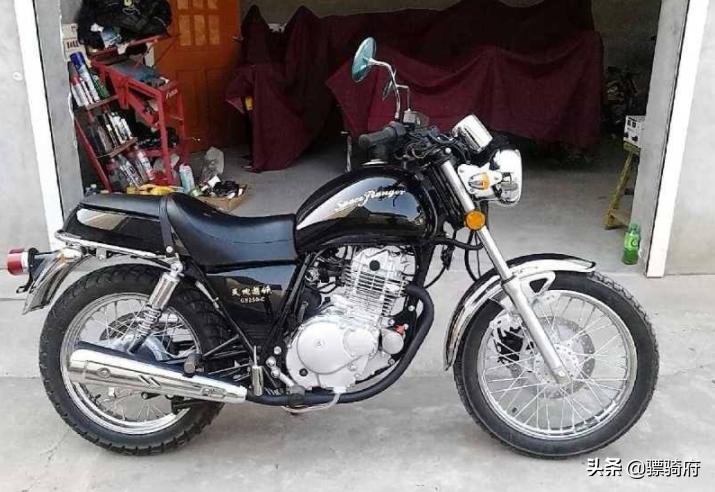望江gn250与豪爵gn125有什么区别,gn250对比黄河川崎250摩托车