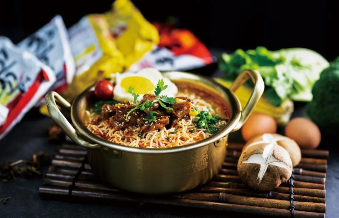 15岁高压147低压85原因,高中生低压90高压150严重吗