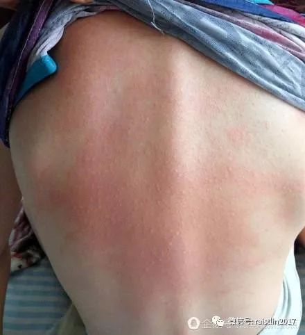 中国校服的问题,可绝不仅仅是丑