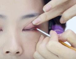 怎么避免眼妆脏,怎样防止眼妆脱落