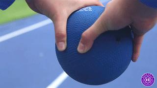 中考体育实心球技巧方法,西安中考体育实心球几米满分