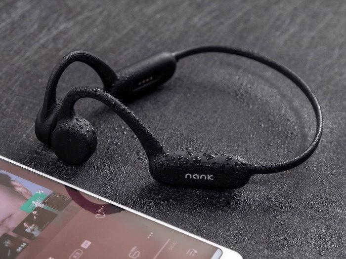 无线蓝牙耳机和头戴式耳机哪个好,挂脖蓝牙耳机和无线耳机哪个好用