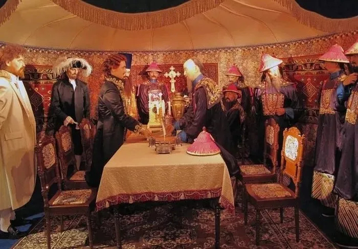 海参崴是如何被沙俄抢走的,海参崴被俄罗斯殖民多少年