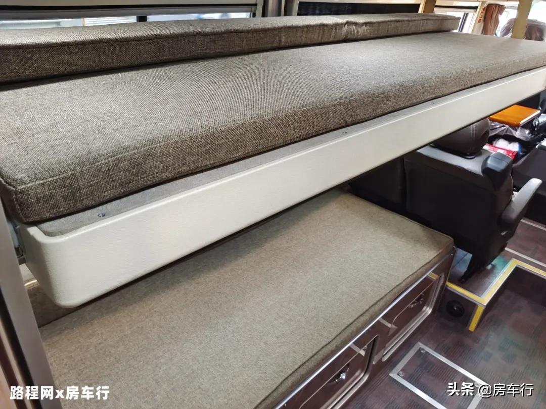 东风四驱挑战者越野房车试驾视频,东风挑战者四驱越野房车