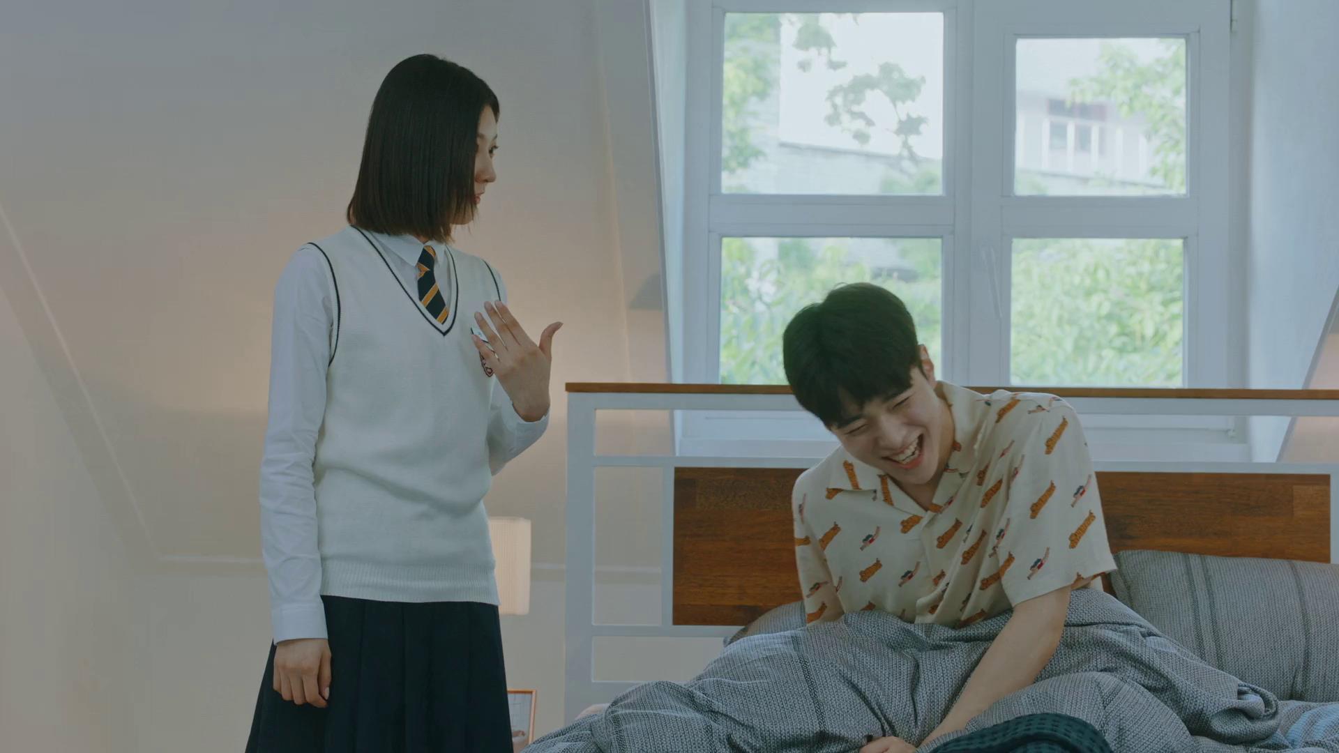 《优秀女巫贾斗心》罗宇秀爱上贾斗心，为何仅用了一天时间？