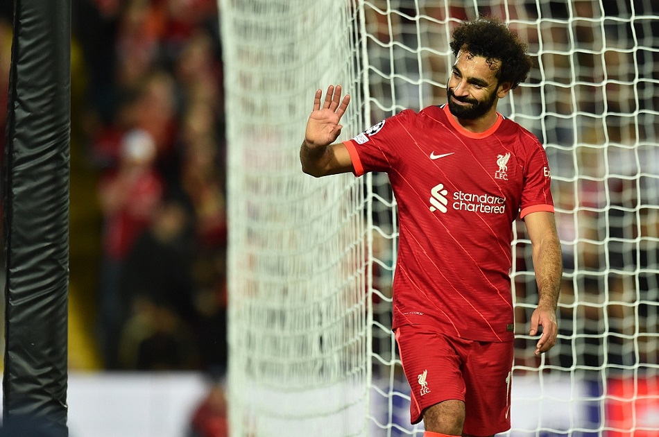 真要50万英镑周薪?红军头号球星自比C罗,欧文:别忘了奥巴梅扬