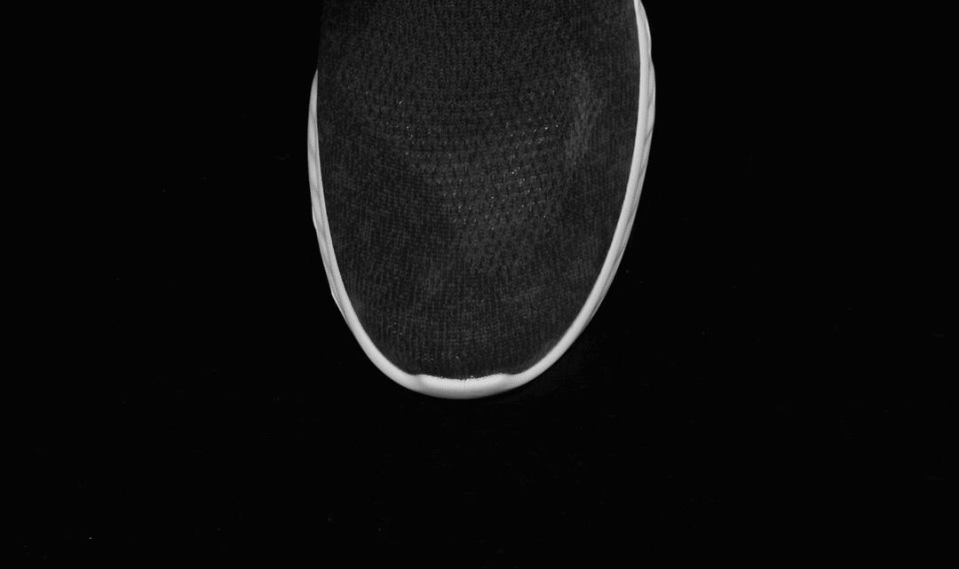 这双“踩屎感”鞋火了，小米众筹率11723%，创始人是前李宁设计师