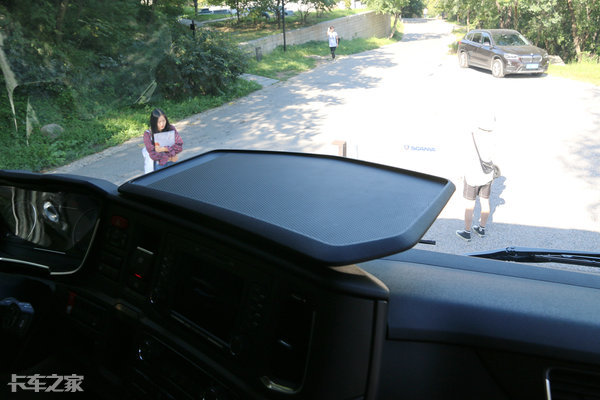 公路之王斯堪尼亚s500,斯堪尼亚s500跑高速视频