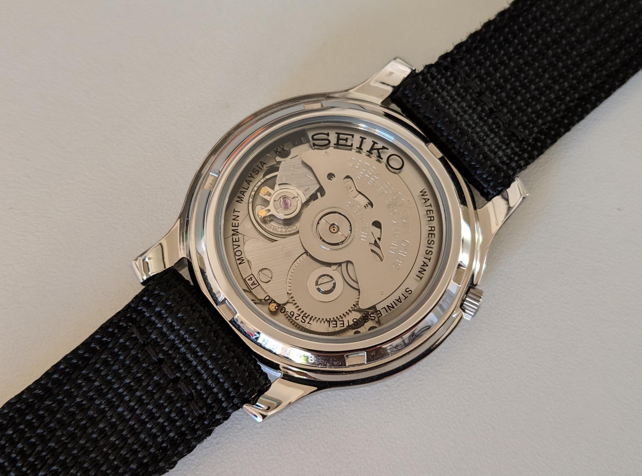 同样一个款式机芯不一样,同样的机芯为什么价格不一样