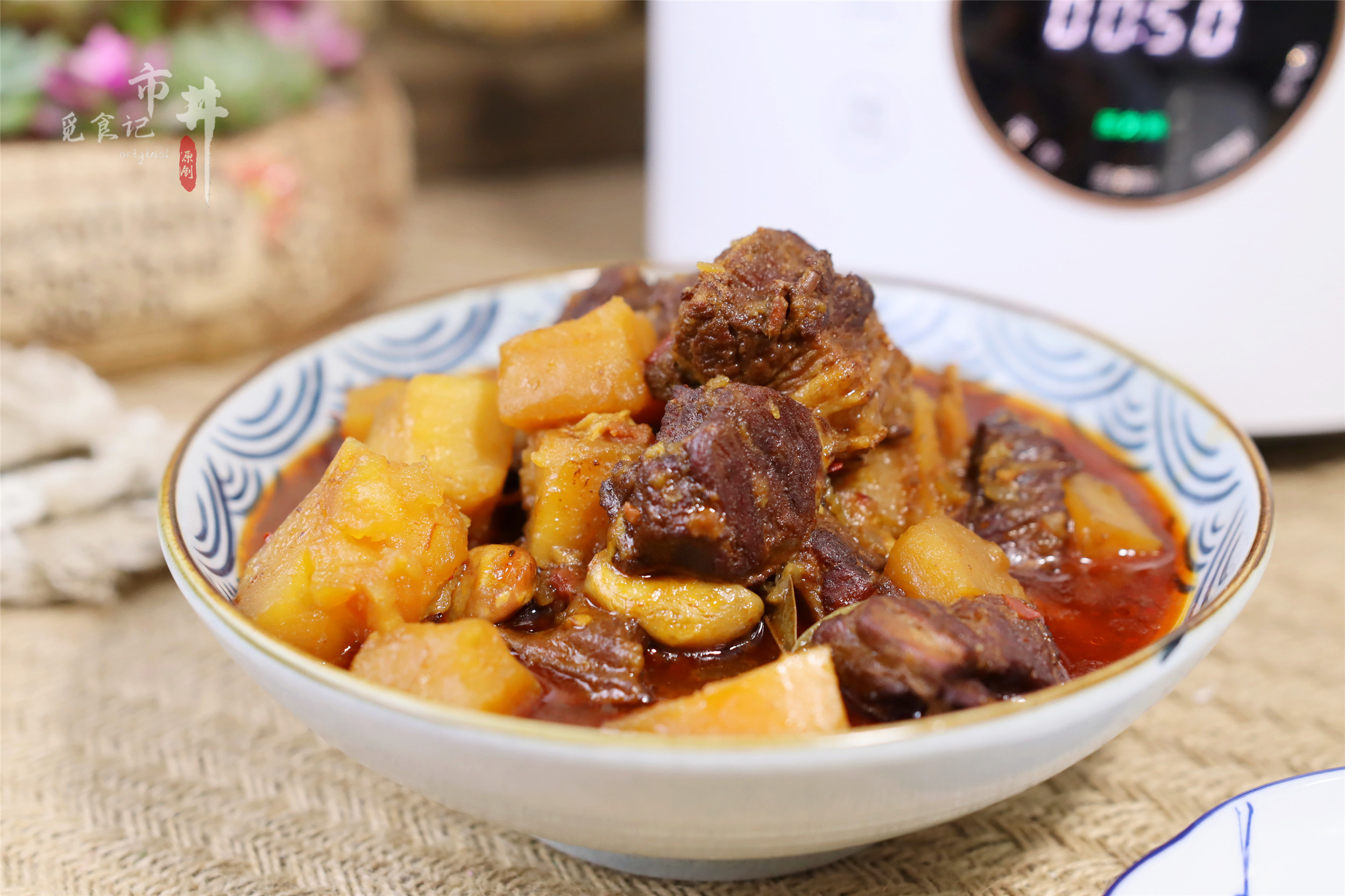 做牛肉炖土豆怎么个配料法,土豆炖牛肉是用牛腩还是牛肉