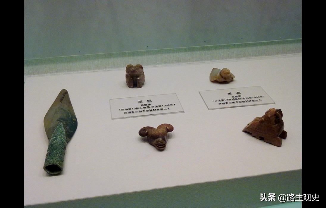 *疆新**有2座山，让黄金与美玉在2500年前相遇，影响了中国人的审美