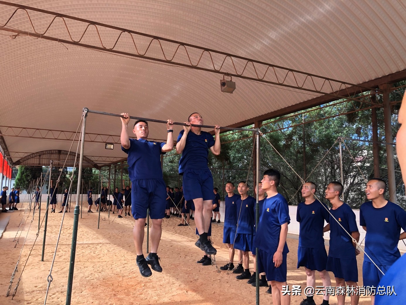 新消防员救火犯错,班长如何带好新消防员