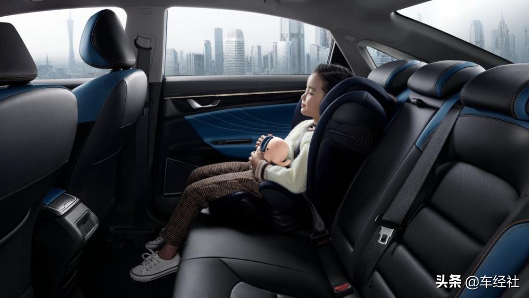 第4代帝豪产品力及360万冠军销量,销量王之争吉利全新帝豪