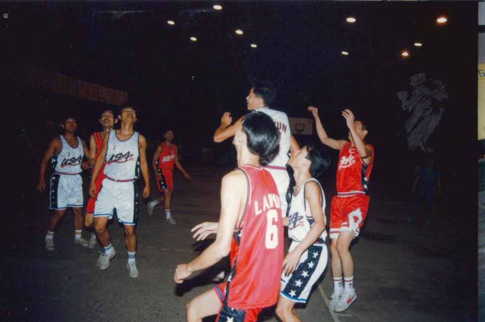 一座有光影又有历史的老厂――四川长征制药厂