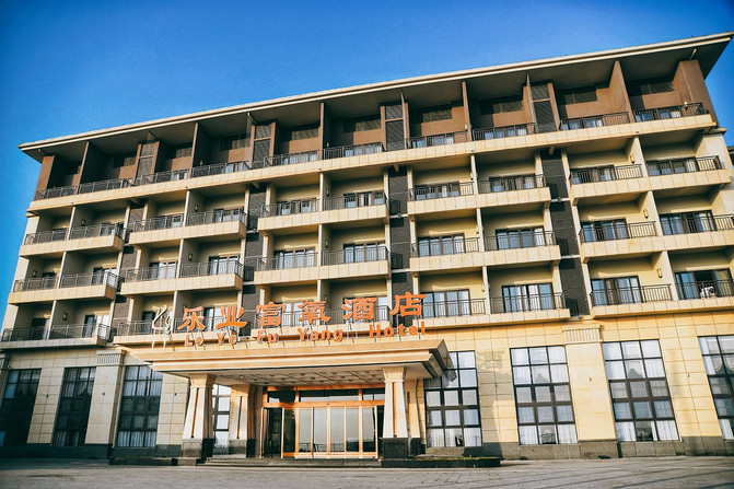 观天坑，游溶洞，桂西北最名不见经传的冷门旅行目的地——乐业