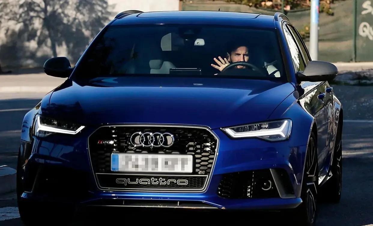 足坛明星的豪车,足坛球星开豪车