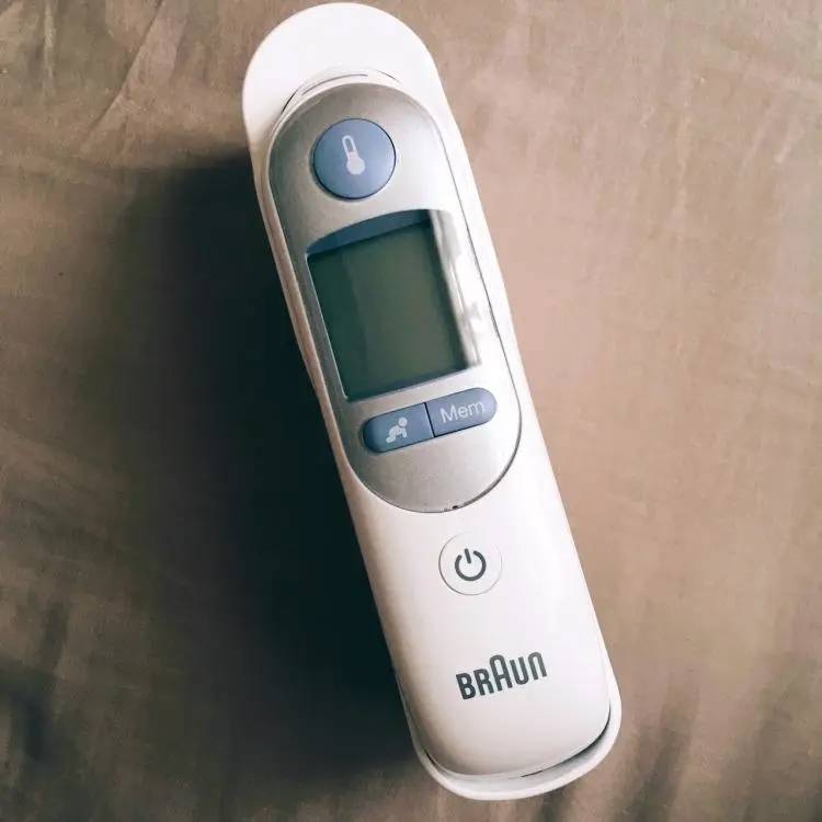 疫情期间耳温枪怎么开,耳温枪疫情