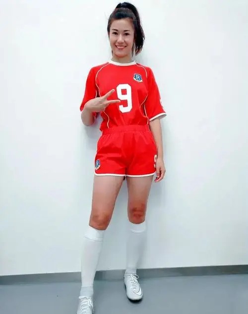 靓丽的“玫瑰豪门”--记世界足坛最美女足队员阵容