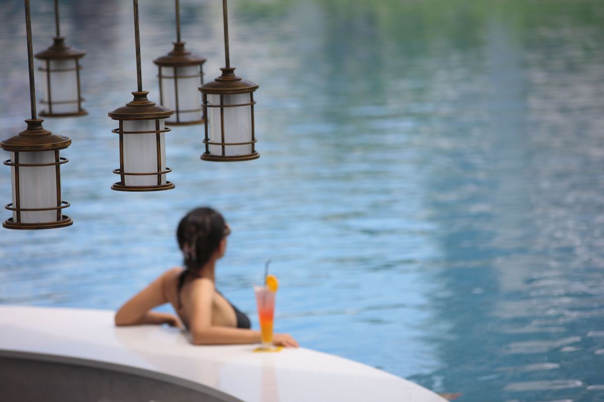 去三亚度假哪个酒店好玩又便宜,三亚假日度假酒店攻略