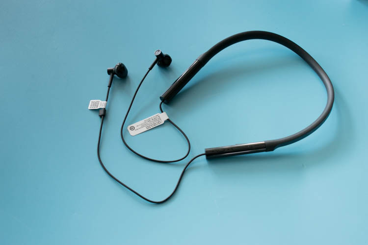 小米最便宜的青春版耳机,小米耳机青春版和活力版价格不同