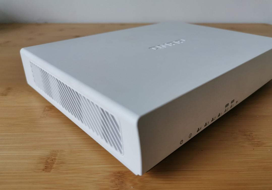 威联通301w路由器安装,威联通301w路由器测评