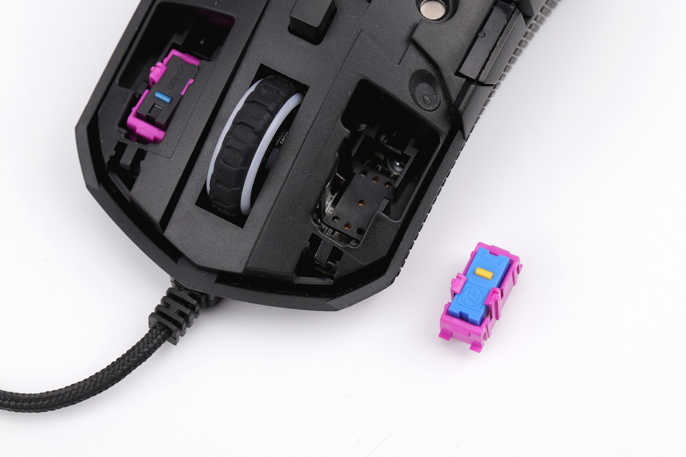 欧姆龙20m微动和50m微动区别,欧姆龙50m蓝点微动怎么样