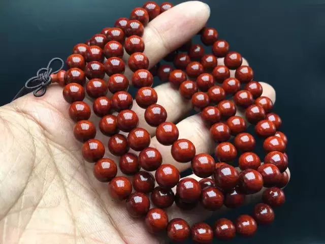 文玩手串刚开始买哪个比较好,新手最适合入手的文玩手串价位