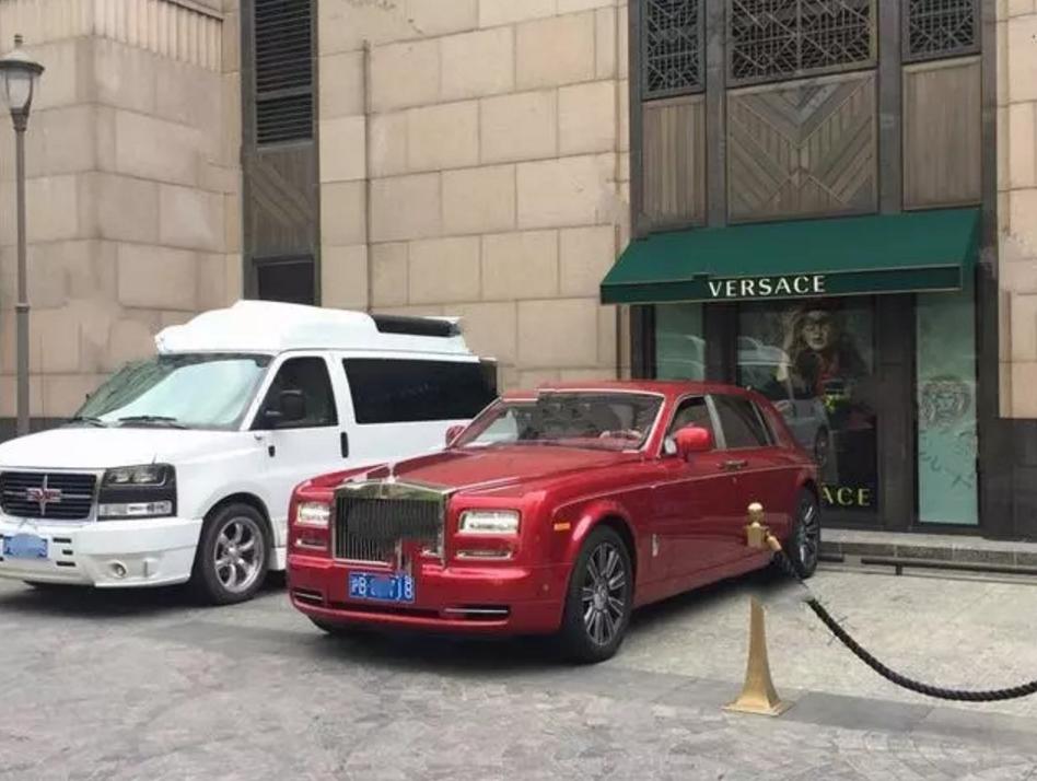 全球唯一一辆劳斯莱斯幻影加长,全球唯一一辆加长版劳斯莱斯宿迁