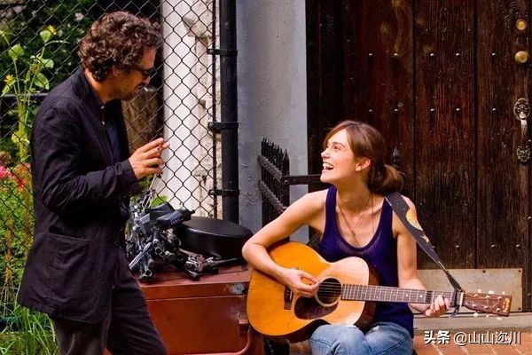 如何快速和不认识的妹子聊天,快速学会幽默聊天方法