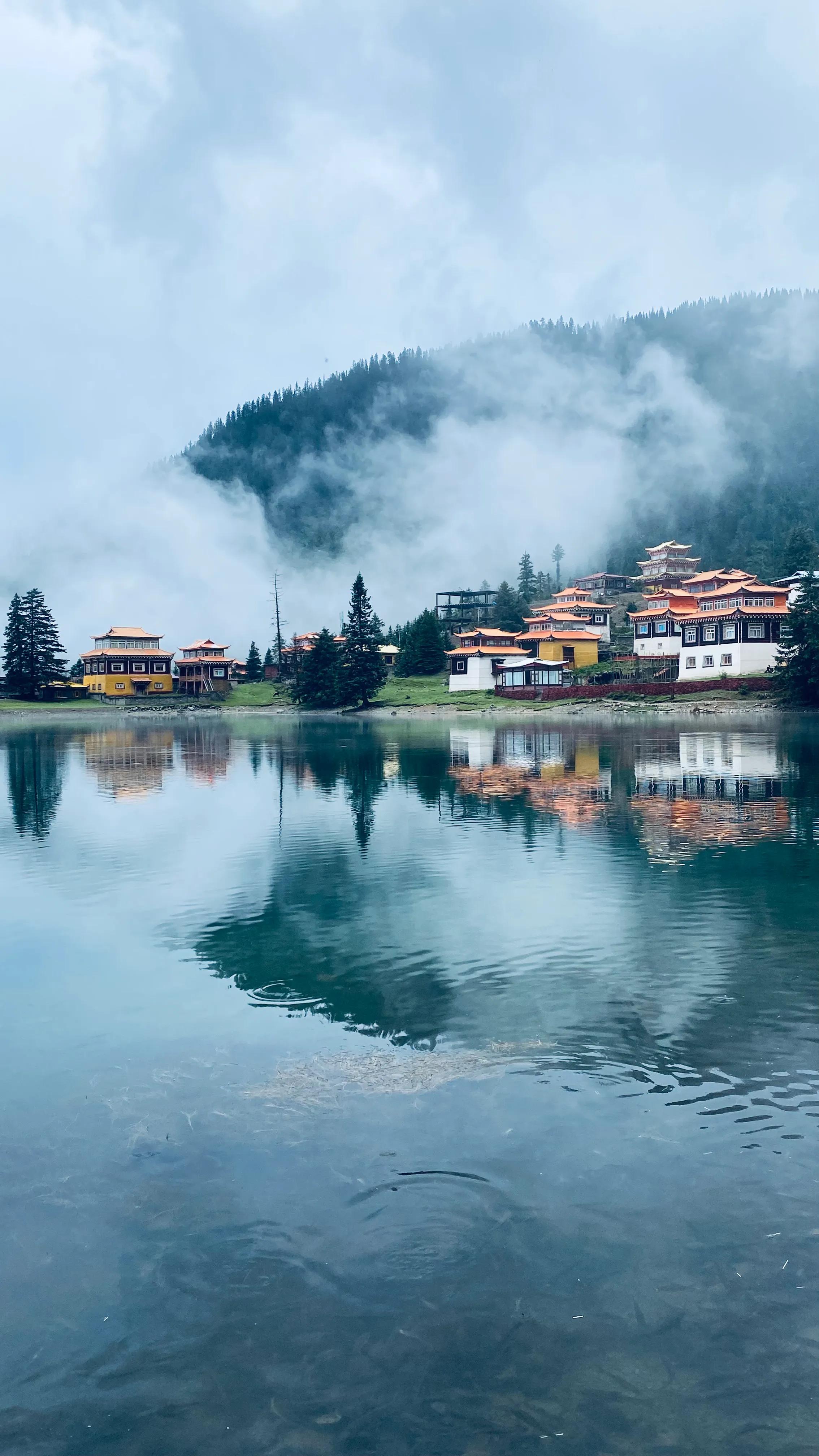 2021版藏区旅行攻略图,11月川西甘孜州三日游