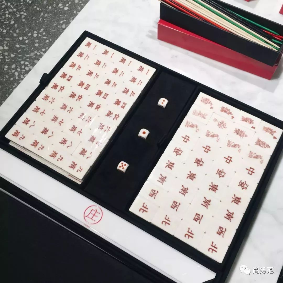 Valentino第一次中国办高定秀，张艺兴来捧场，杜鹃压轴气质绝了