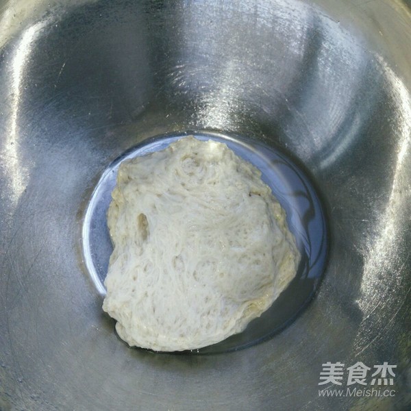 凉皮最详细的做法柔软透亮不开裂,澄面做凉皮总是开裂是怎么回事