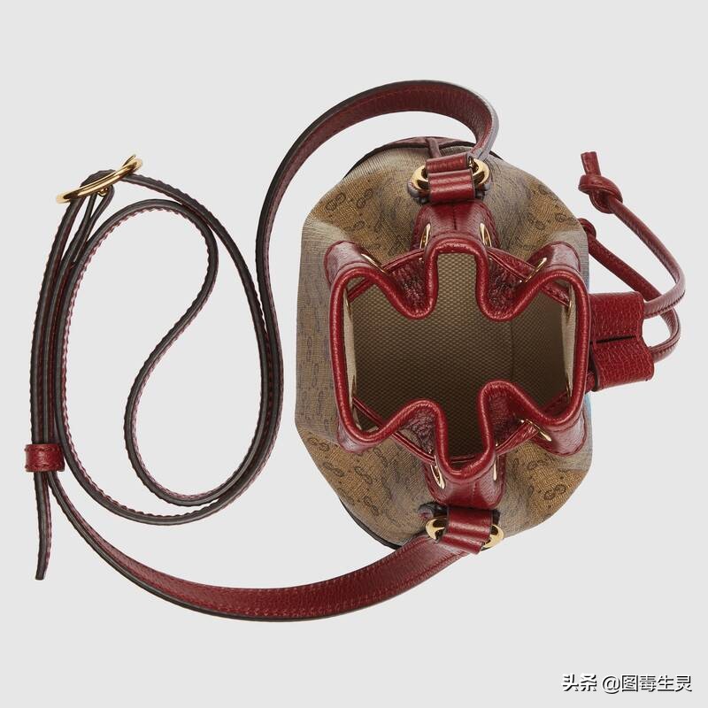 蓝胖子哆啦a梦的图片,哆啦a梦古驰联名蓝胖子