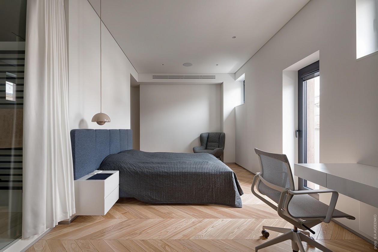 原木地板全屋搭配白色家具效果图,七里河中式原木整装全屋家具定制