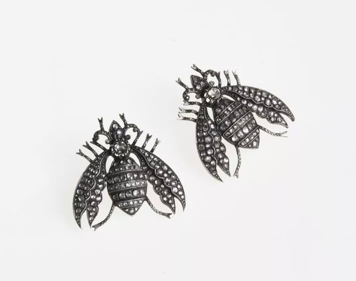 大牌为什么都爱蜜蜂？看完这篇让你买的明白