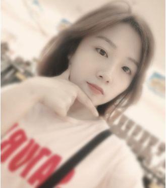 身材配不上脸,脸配不上身材是什么体验