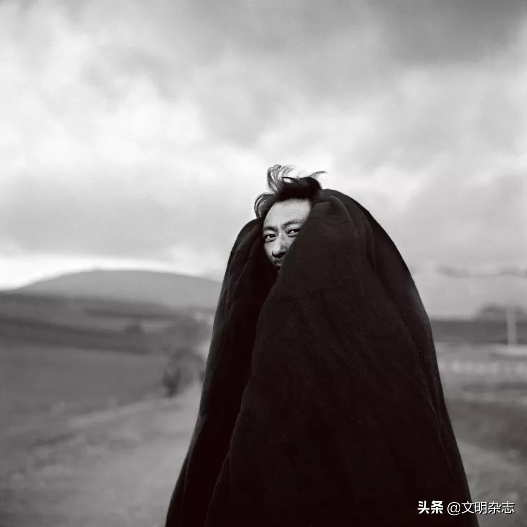 荒诞而无法预测的影像人生:他的思想高过了山