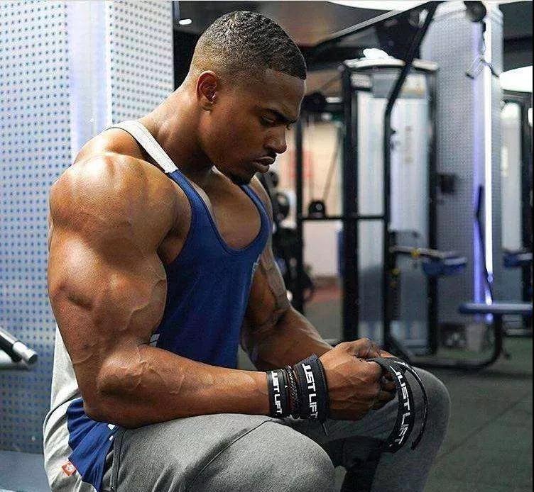 健身之后皮肤出现纹路怎么回事,健身皮肤出现撕裂纹怎么办