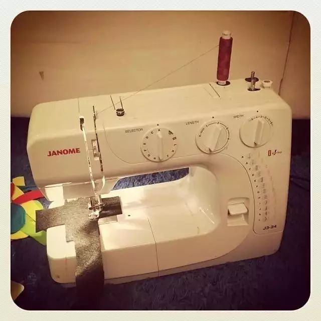 一个95后美女开了一家超市,85后美女开了一家超市