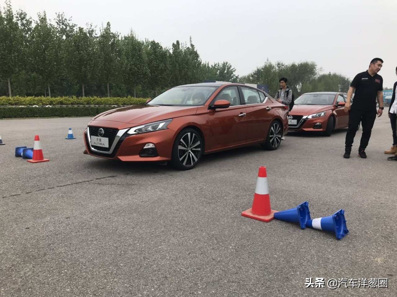 21款天籁2.0l和2.0t哪个省油,新款天籁2.0t百公里