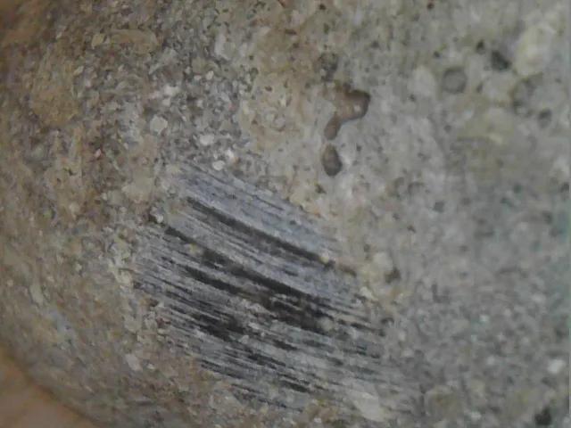 斜长石角砾岩无球粒陨石,月球混合碎硝角砾陨石