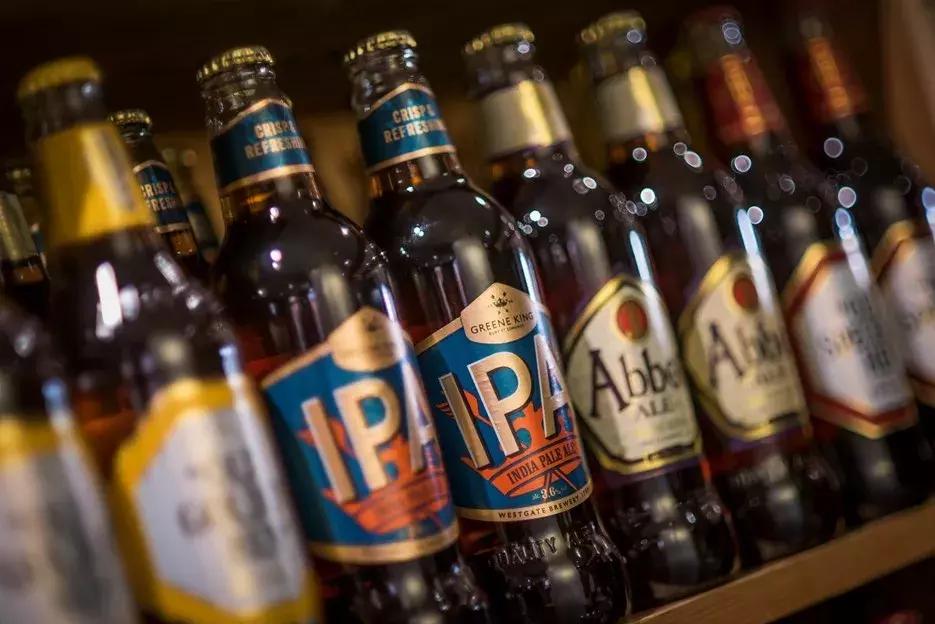 李嘉诚46亿英镑购买的酒吧巨头有何“花招”？