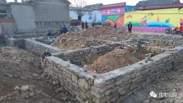 自家新房盖好趁热来晒晒，3个月完工造价25万，养老生活很舒适