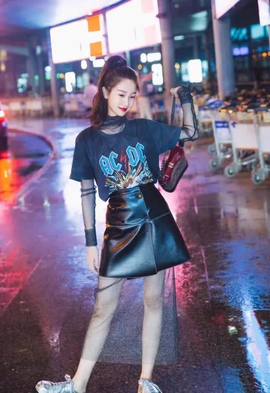 虞书欣穿搭t恤,虞书欣同款衣服超贵