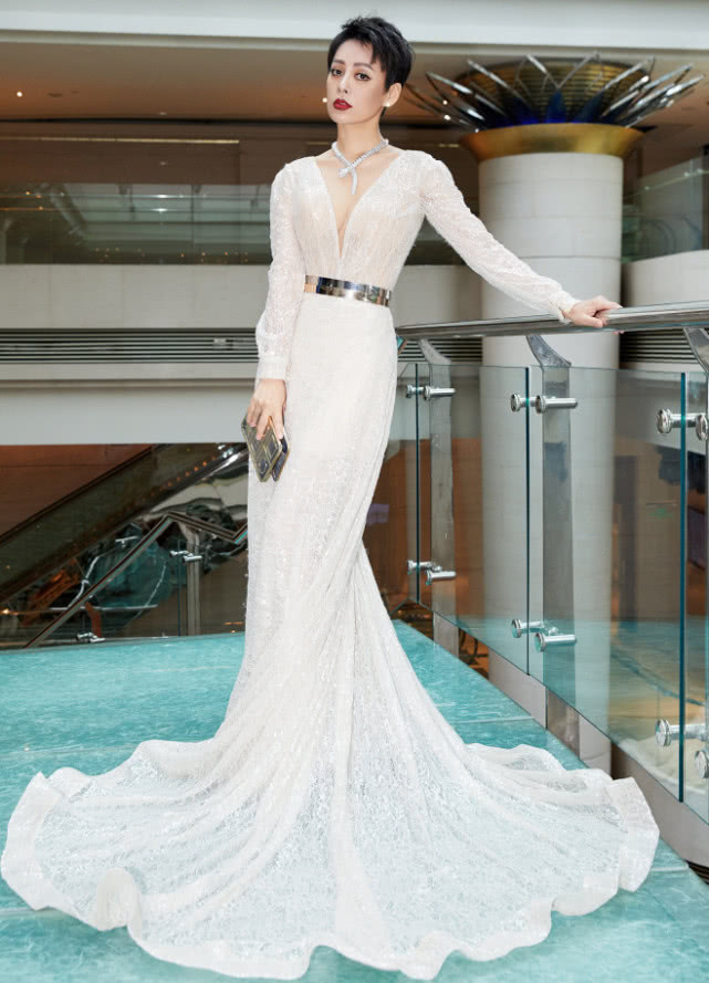 宁静鞋子黑科技,宁静同款鞋